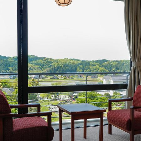 Yamashiro Onsen Miyabi No Yado Kaga Hyakumangoku Hotel Екстериор снимка