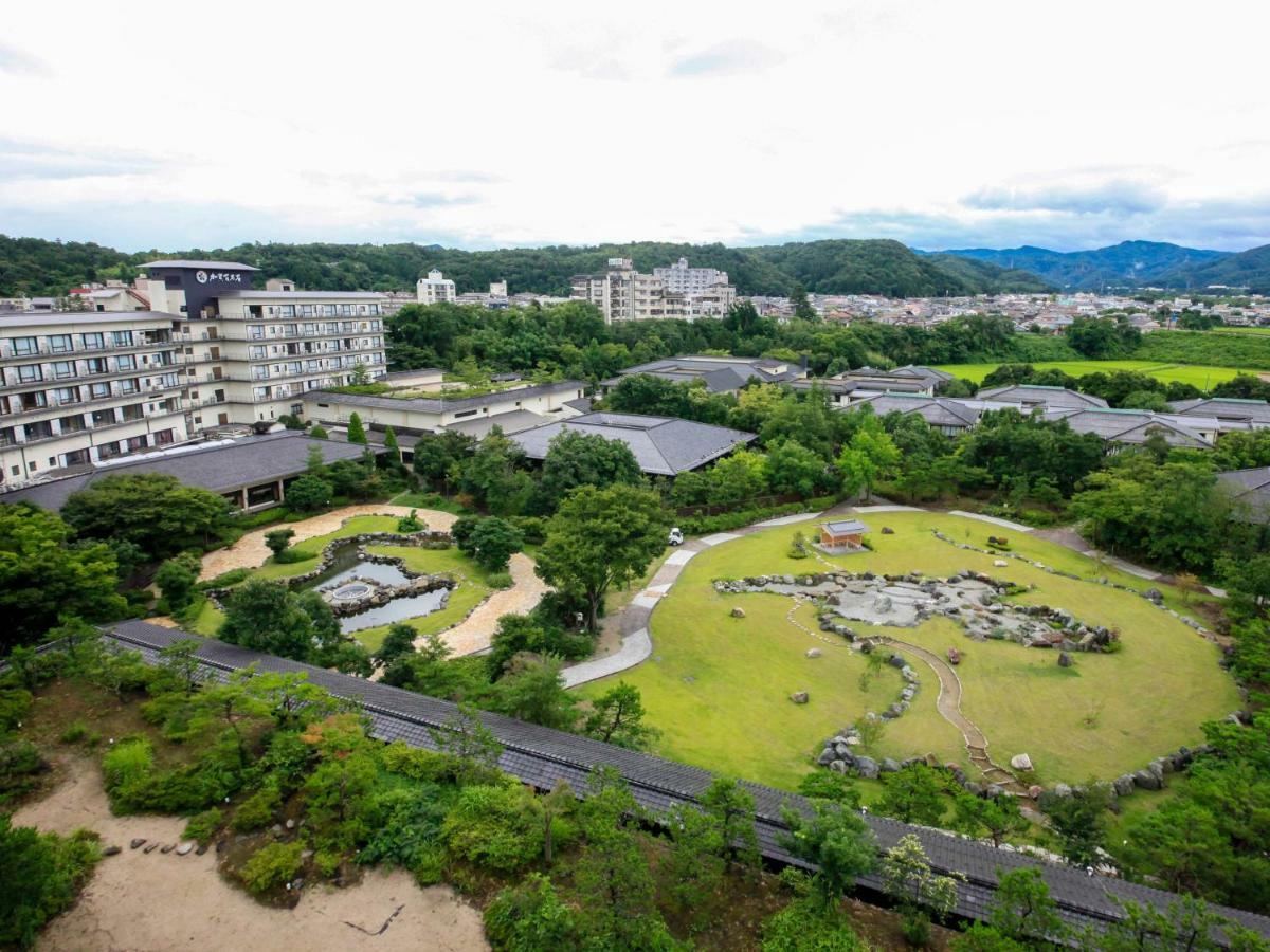 Yamashiro Onsen Miyabi No Yado Kaga Hyakumangoku Hotel Екстериор снимка
