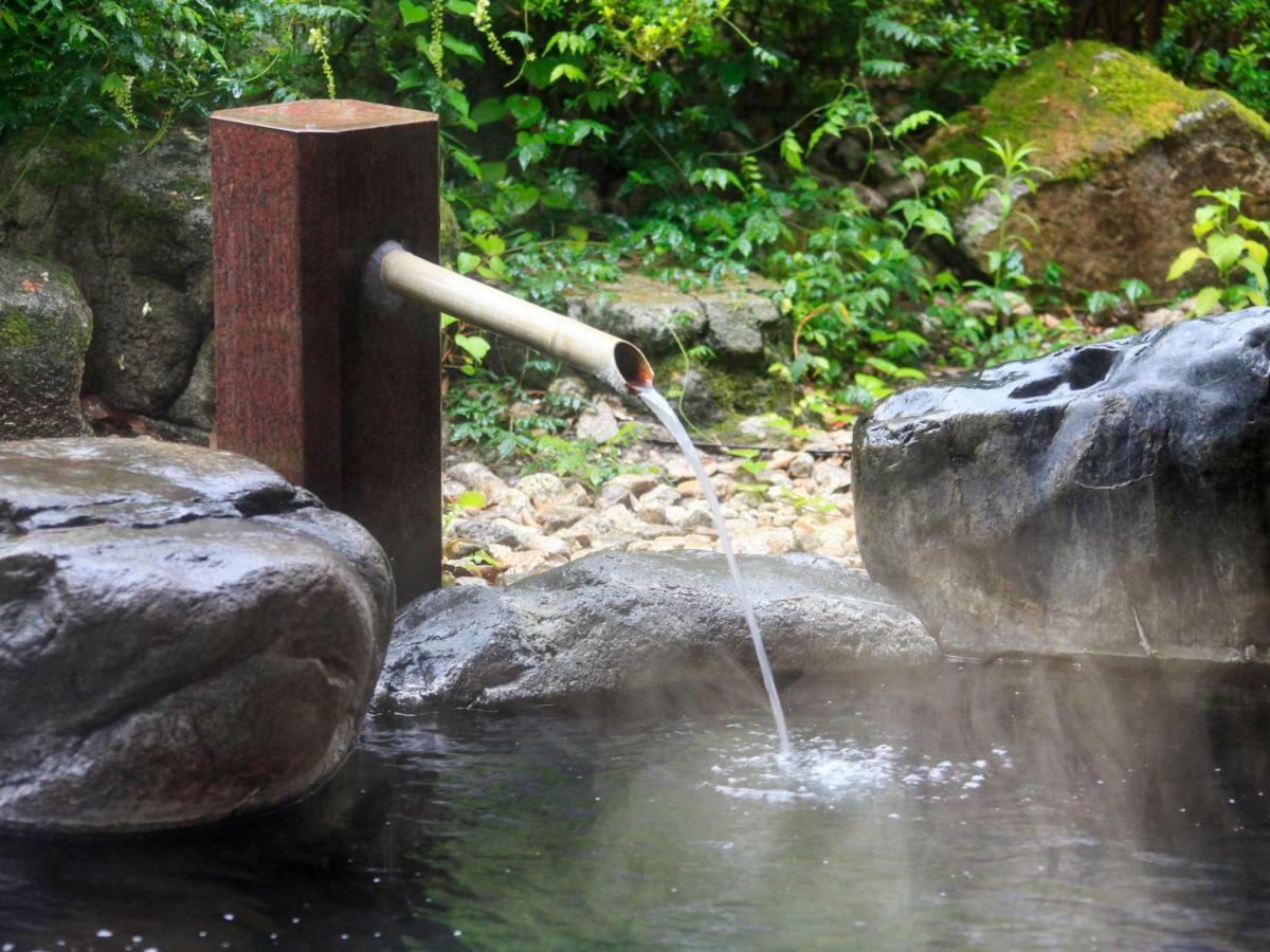Yamashiro Onsen Miyabi No Yado Kaga Hyakumangoku Hotel Екстериор снимка