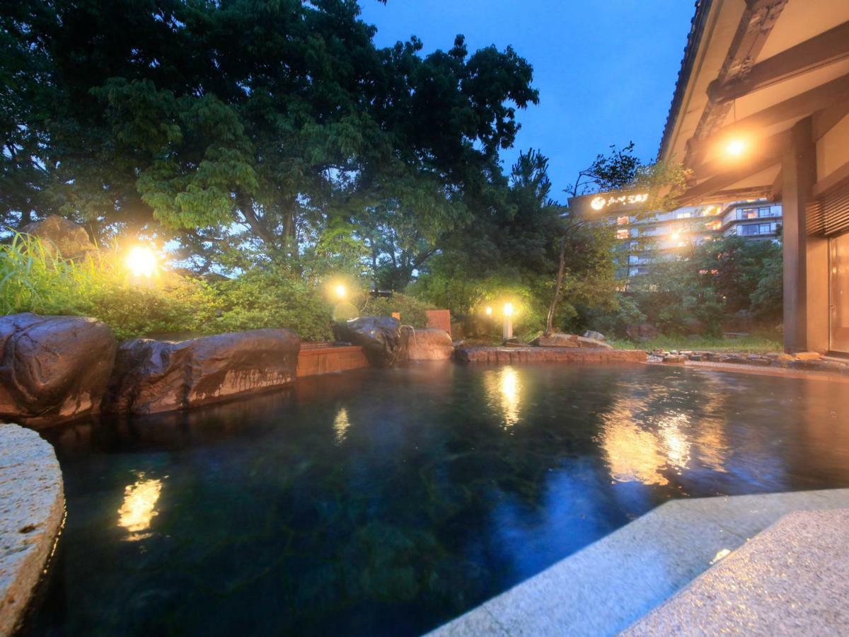 Yamashiro Onsen Miyabi No Yado Kaga Hyakumangoku Hotel Екстериор снимка