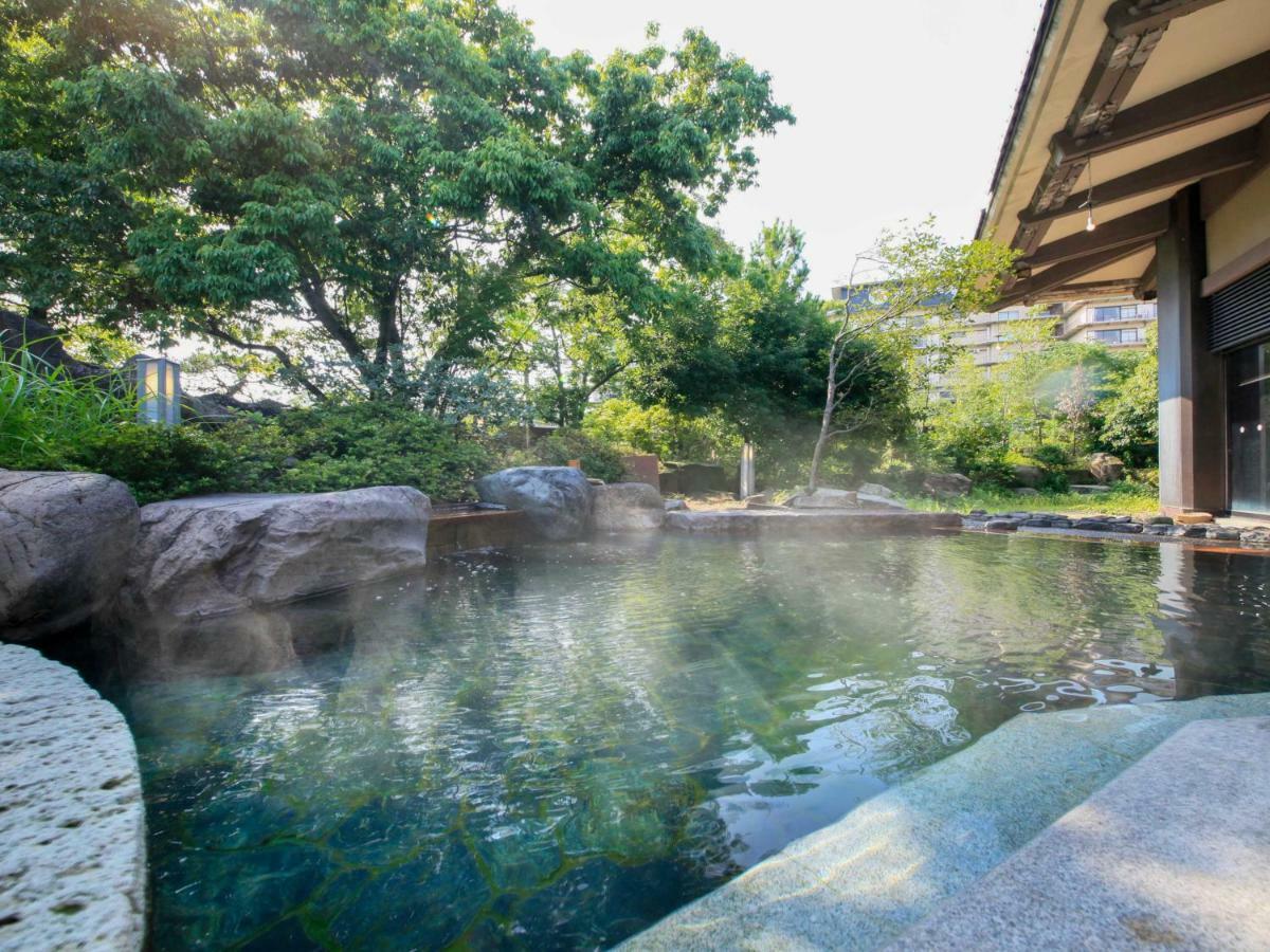 Yamashiro Onsen Miyabi No Yado Kaga Hyakumangoku Hotel Екстериор снимка