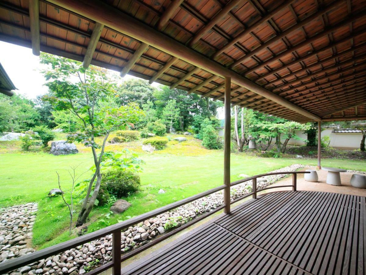 Yamashiro Onsen Miyabi No Yado Kaga Hyakumangoku Hotel Екстериор снимка