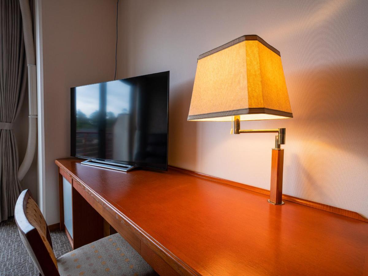 Yamashiro Onsen Miyabi No Yado Kaga Hyakumangoku Hotel Екстериор снимка