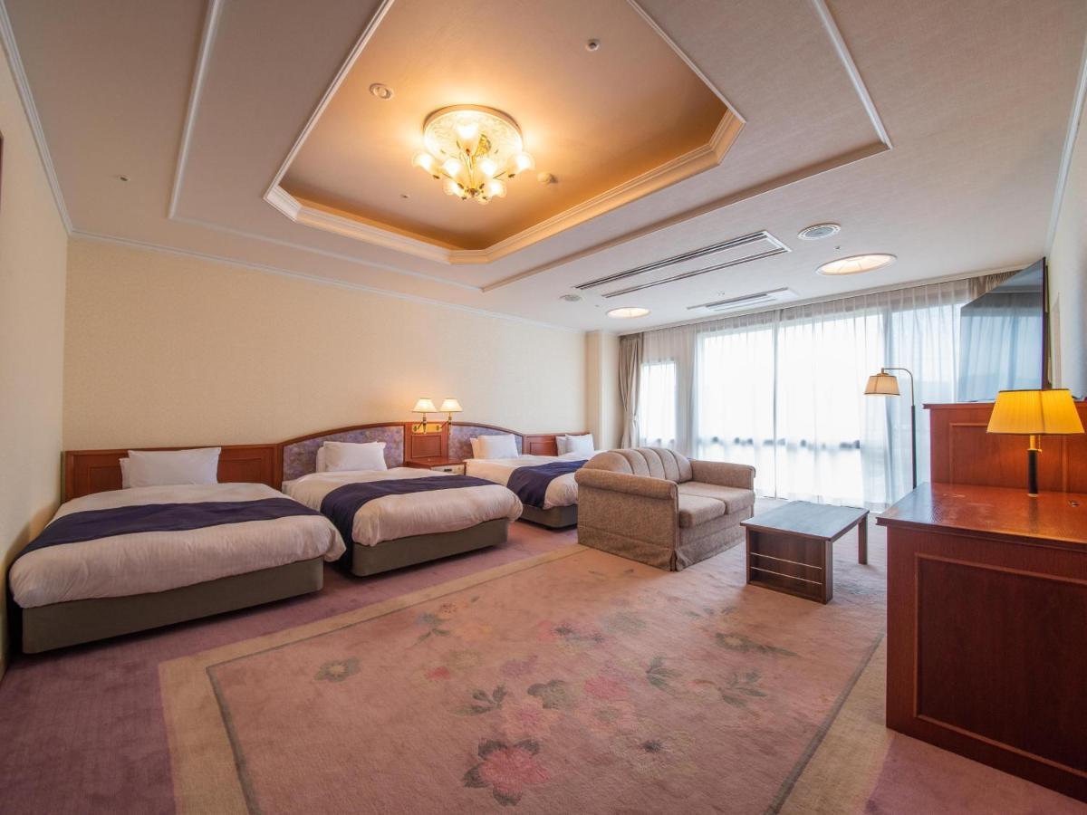 Yamashiro Onsen Miyabi No Yado Kaga Hyakumangoku Hotel Екстериор снимка